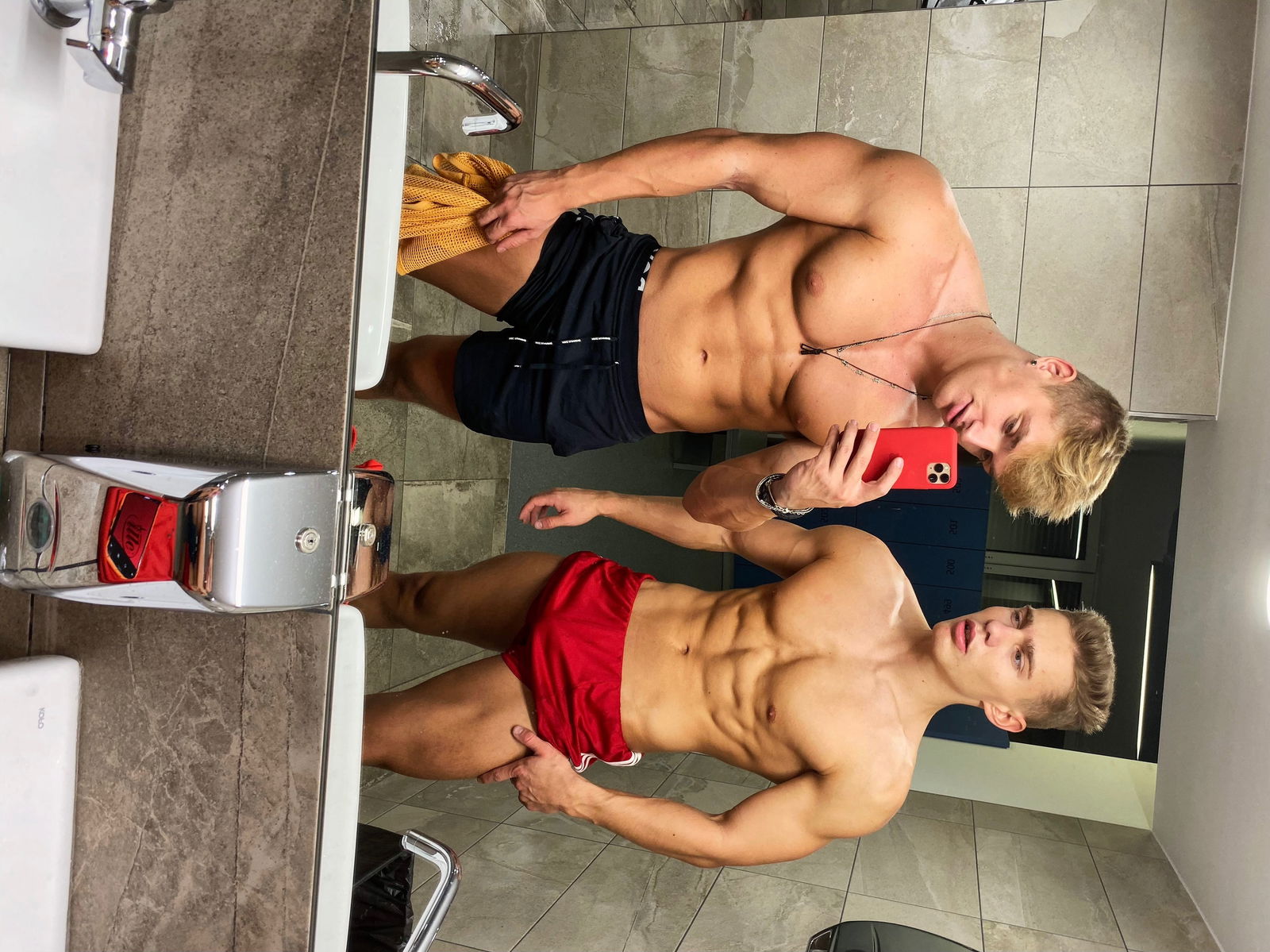 Blondes do it better photo