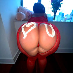 Pragtige Model met 'n Dik Borsetjie – OnlyFans