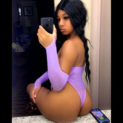 Prêties Ashole Online: Sensuele OnlyFans Model