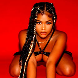 Pragtige Vrou met Lange, Swart Vroue Haare – OnlyFans Model