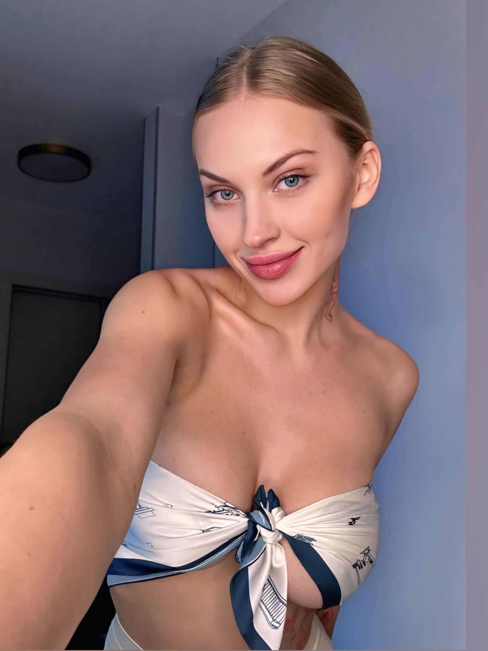 Jana Silky  🤍 photo