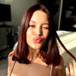 Pragtige Model in Bruin - Sexy en Vriendelik