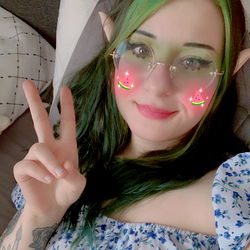 Pragtige Vrouelike Model - Ellie