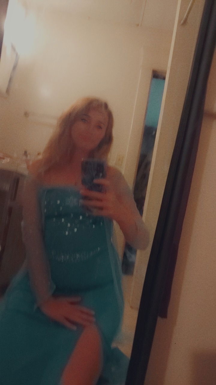 Curvy m*lf ❤ photo