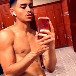 Model Foto: Kragtige Manlikheid uit die Verenigde State