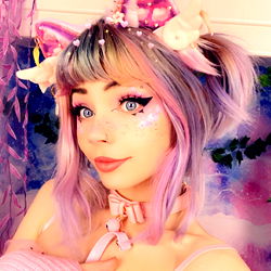 Pragtige 'Lolita' Model - Unieke Prentjie!