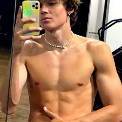 Pragtige Manmodel - Aiden se Verkenning