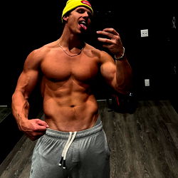 Pragtige Manlik Model in Los Angeles – 'n Unieke Prestasie