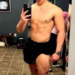 Model Flex_alex in London - Striking Body en Mode