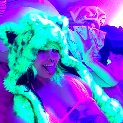 Pragtige Model - Jupiter Foxxo in 'n Glamoureuze Uitstraling