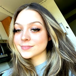 Pragtige OnlyFans Model - Isabelle uit Cali, Colombia