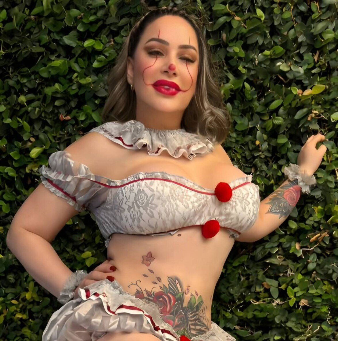 👑QUEEN CURVI POMPOSA💗🍑 photo