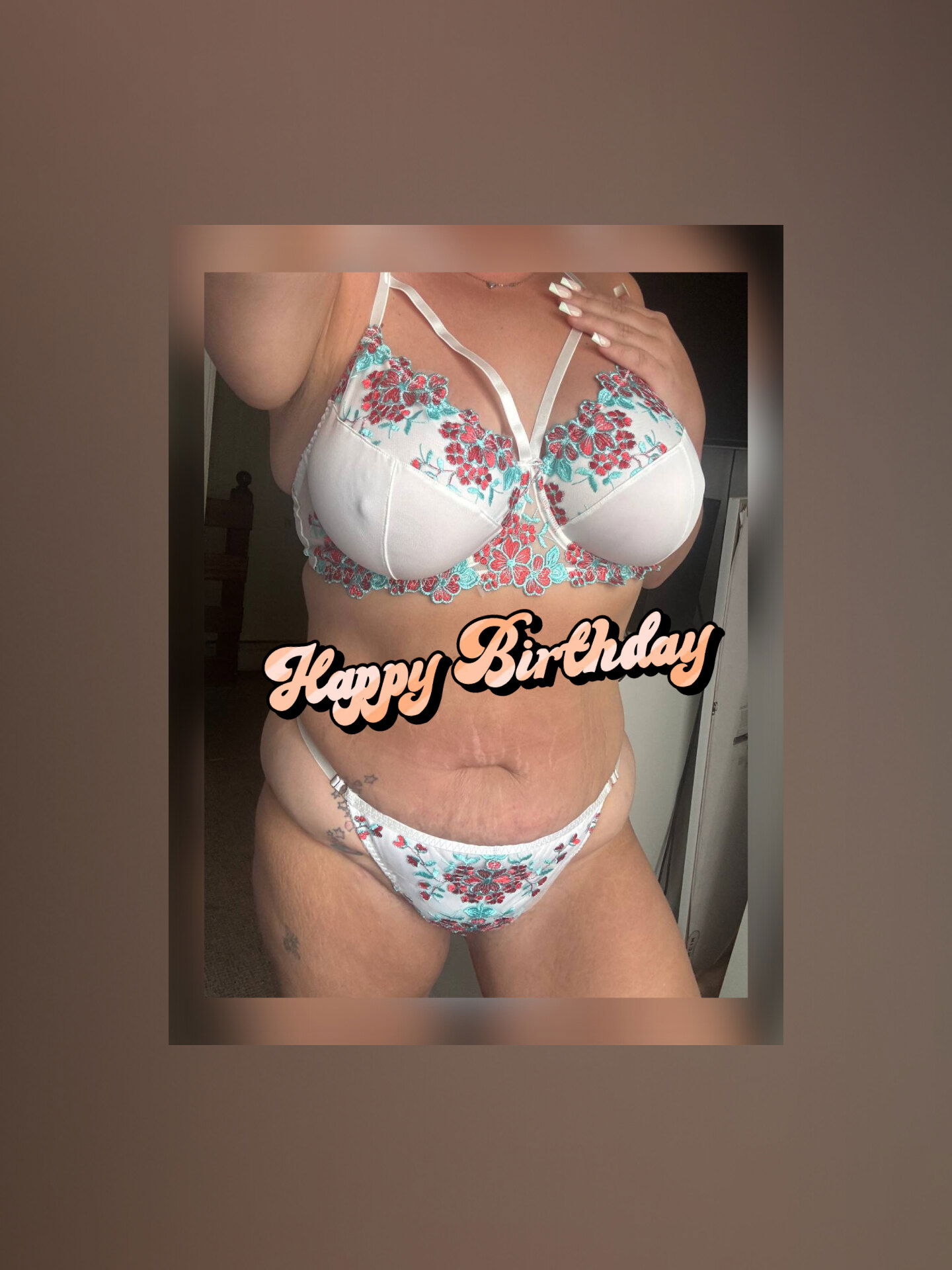 Hairy Mommy Stacey photo