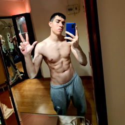 Mannebeeld van Straaks Opgepoep in die Ligh