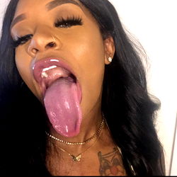 Sensuele Vrou in die Spotskouer: 'Kakey XXX' - Nuutste OnlyFans Model