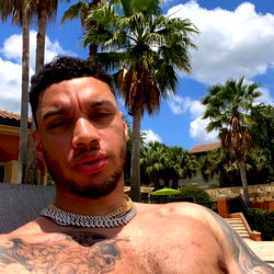 Stad-Stil: 'Thugger' in 'n Ongeëwarke Model