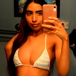 Pragtige Model in 'n Biksie - OnlyFans VIP