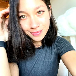 Lily Kawaai: 'n Pragtige OnlyFans Model – Bekyk Haar Nieuwe Foto's!