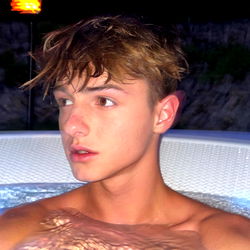 Streeksmodel - Hot OnlyFans Star!