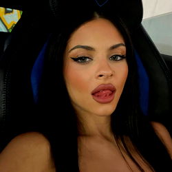 Pragtige Model van Los Angeles - Ontdek Haar Sensuele Skoonheid