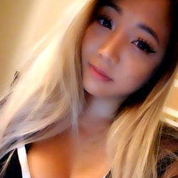 Pragtige OnlyFans Model - Numi se Sensuele Skarpe Kennis