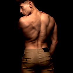 Sensuele Manlikheid: 'DanteMartinXXX' in 'n Geskenk van Verfynheid