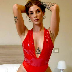 Verleierspele: Camilla Stellutis Skitterende Pragtigheid