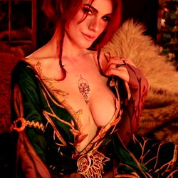 Sensuele Lara Loxley: 'n Entreg Rios Model