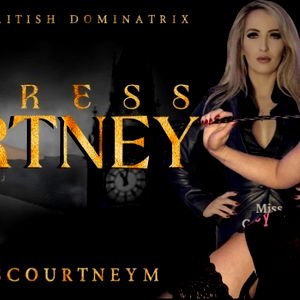 Miss Courtney 21+ photo