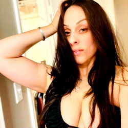 Sensuele Model in 'n Sexy Outfit – OnlyFans Style