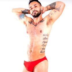 Sensuele Man in Badpak – Milano Model