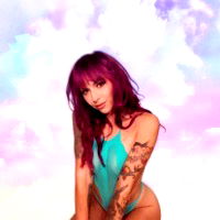 Pragtige Model in 'n Swempak - Ontspan en Verwagtinge!