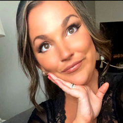 Pragtige vrouelike model vir OnlyFans – 🖤𝓐𝓽𝓲𝓮 𝓜𝓪𝓻𝓲𝓮🖤