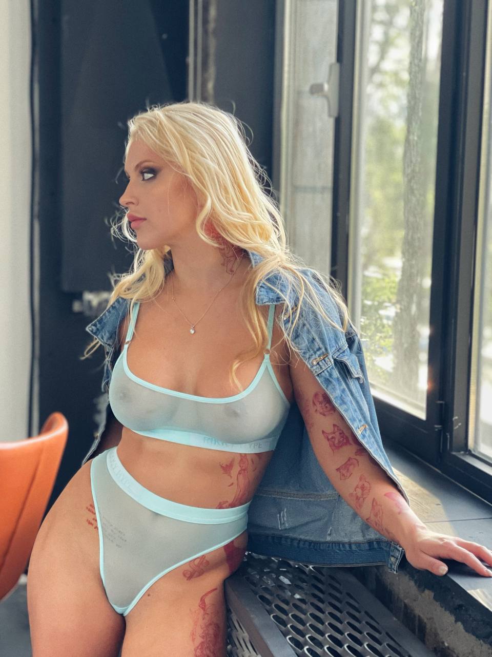 Jana Silky  🤍 photo