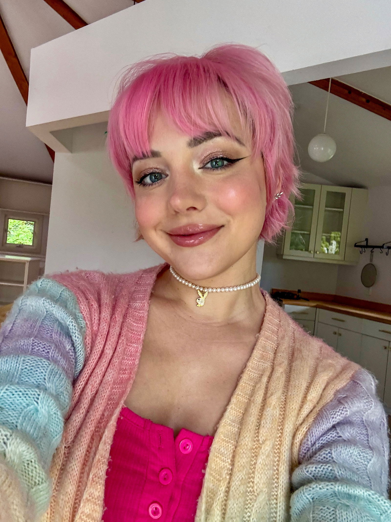 𝙺𝚊𝚝𝚢 𝚆𝚘𝚘𝚍𝚜 photo