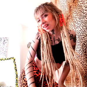 โโwโแตฃโโ แตคโ photo