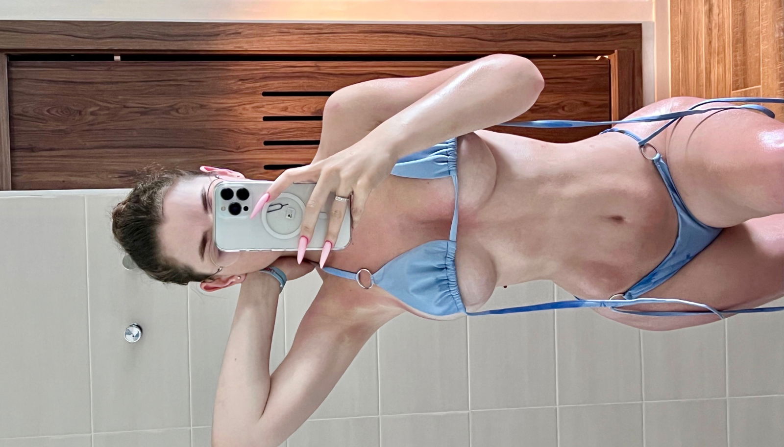 Laurel Jeune 🍅 photo