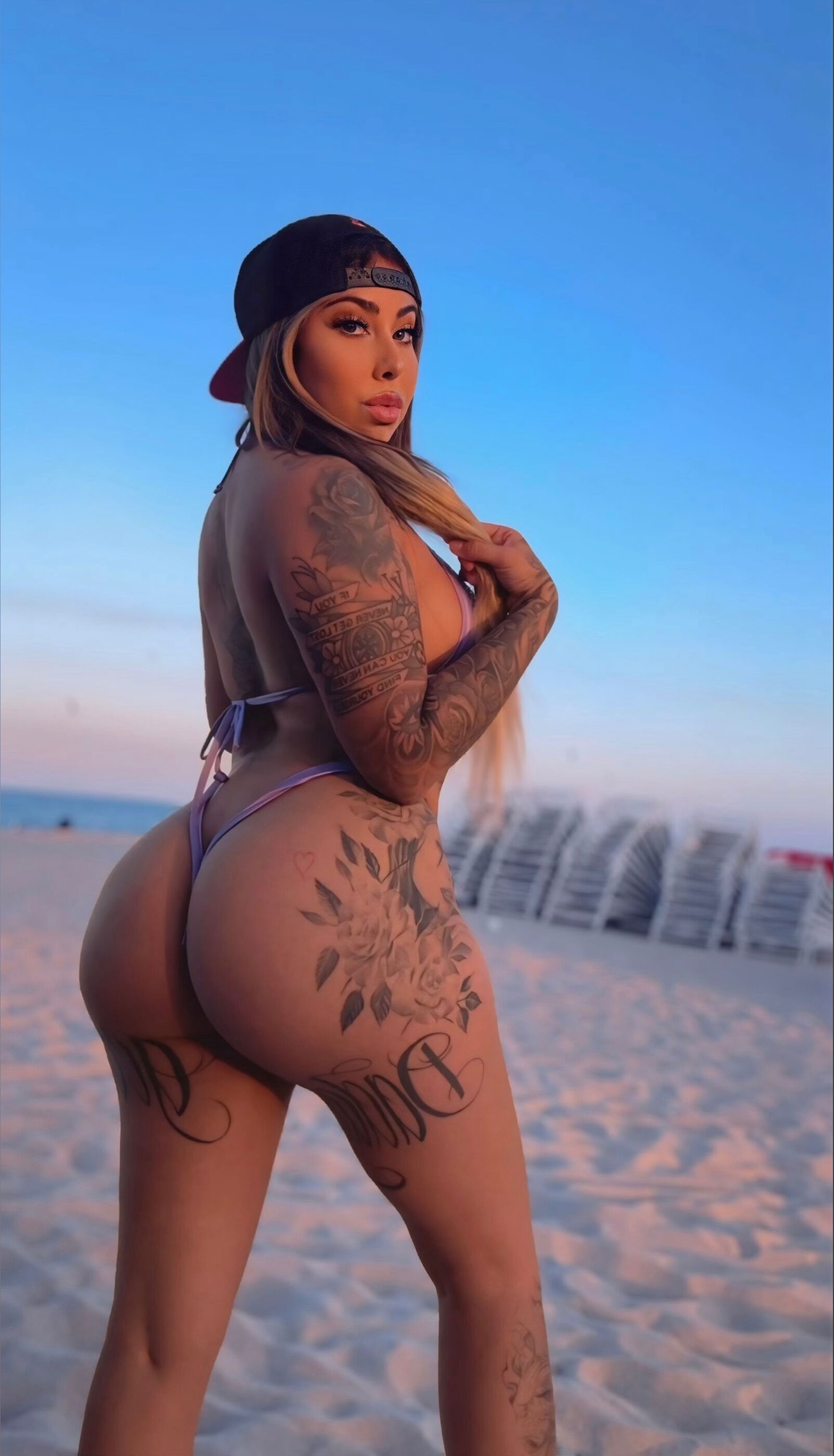 REAL SWINGER ✨🍍🍍 photo