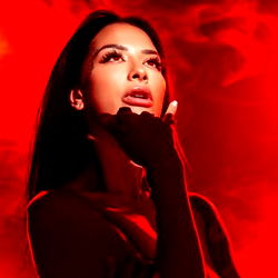 Katrina Jade: 'n Sensuele OnlyFans Model uit Los Angeles