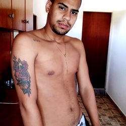 Kaadjunkie Model in La Entrada, Honduras