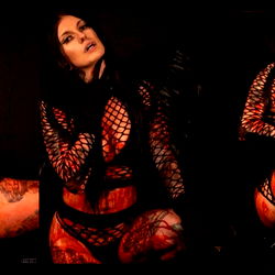 Abbey Elise 🖤 photo