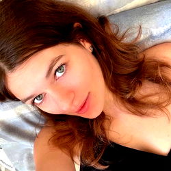 Pragtige vroue model vir OnlyFans – Ontdek die nuwe geskenke!