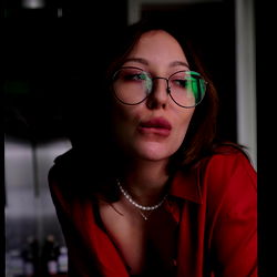 Pragtige Vrouelike OnlyFans Model – July Juli