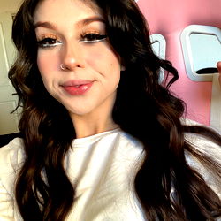 Pragtige OnlyFans Model - Boo Boo Kitty 🐱💦💖