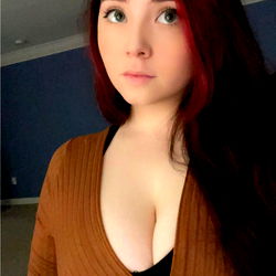 Pragtige Vrouelike Model in Stad