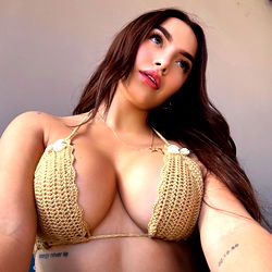 Pragtige Model in 'n Boesuit - Nahomi