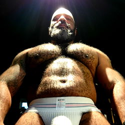 Spectakulêre Mannelik Model – Ontdek Claxxxtoka