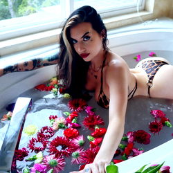 Cubbi Thompson🔥 photo